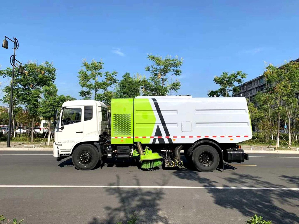 天锦干扫车 (3)